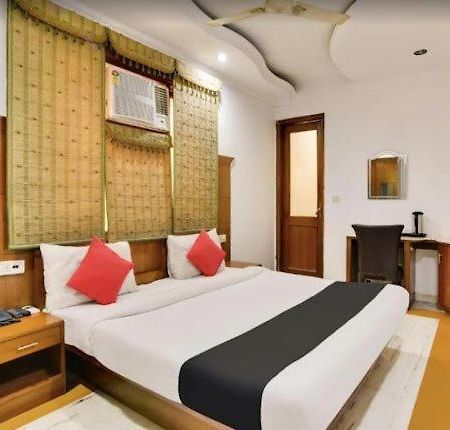 Tjs Royal Hotel Delhi  Ngoại thất bức ảnh