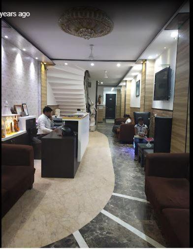 Tjs Royal Hotel Delhi  Ngoại thất bức ảnh
