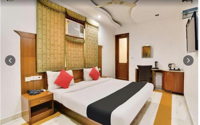 Tjs Royal Hotel Delhi  Ngoại thất bức ảnh